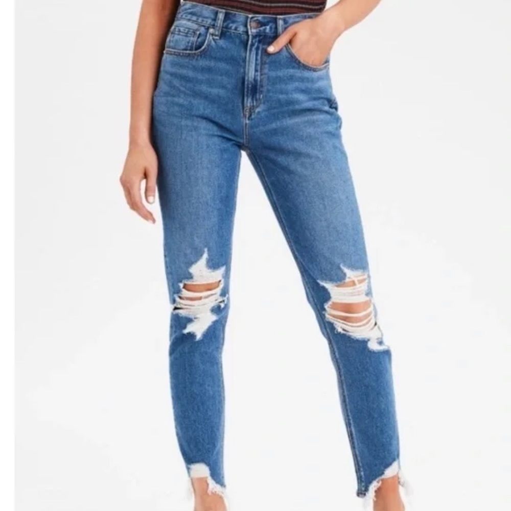 American Eagle Mom Jeans Distressed Chewed Hem Size 6